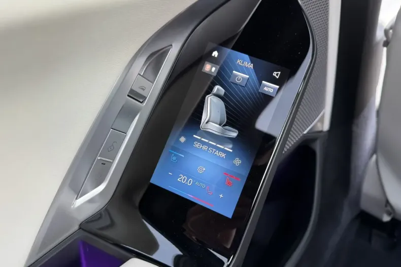 BMW 750 din 2024 cu 23.581 km - oferta BMW163770 - foto 25