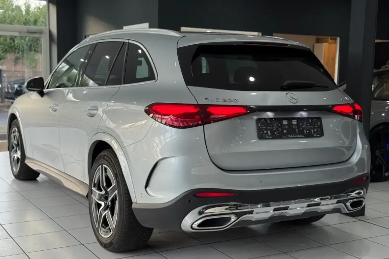 Mercedes-Benz GLC 200 din 2024 cu 49.800 km - oferta MER163772 - foto 4