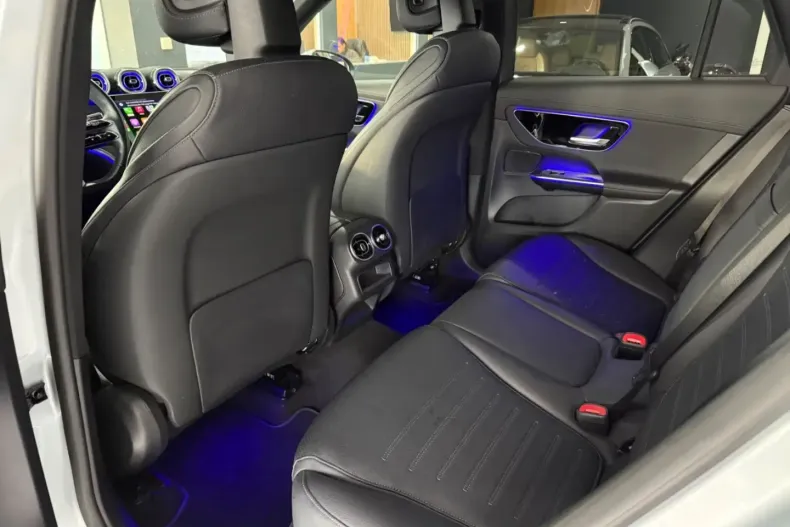 Mercedes-Benz GLC 200 din 2024 cu 49.800 km - oferta MER163772 - foto 10