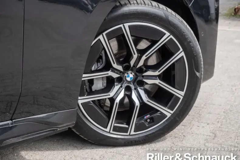 BMW 750 din 2024 cu 16.349 km - oferta BMW163773 - foto 4