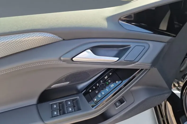 Audi A6 din 2025 cu 11.700 km - oferta AUD163774 - foto 14