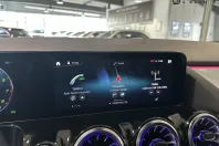 Mercedes-Benz GLA 250 din 2023 cu 4.500 km - oferta MER163776 - foto 19