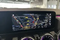 Mercedes-Benz GLA 250 din 2023 cu 4.500 km - oferta MER163776 - foto 21