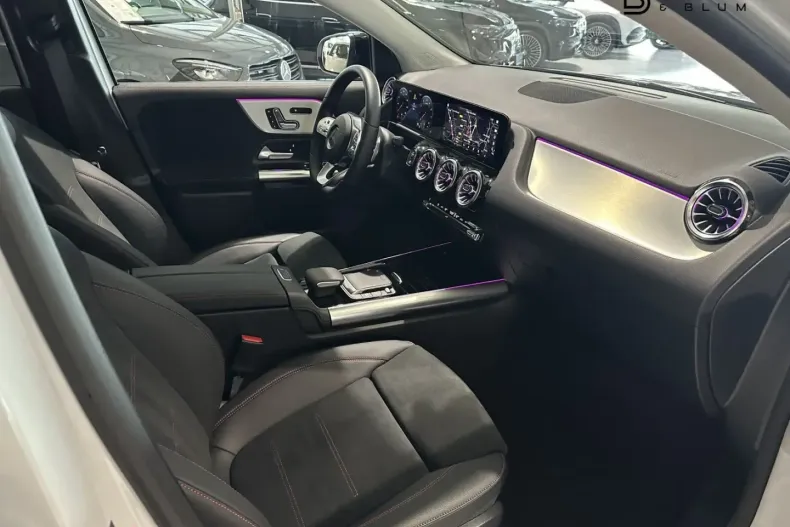 Mercedes-Benz GLA 250 din 2023 cu 4.500 km - oferta MER163776 - foto 23