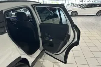 Mercedes-Benz GLA 250 din 2023 cu 4.500 km - oferta MER163776 - foto 26