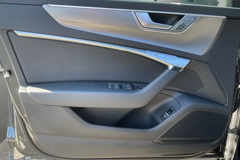 Audi A6 din 2024 cu 8.380 km - oferta AUD163779 - foto 13