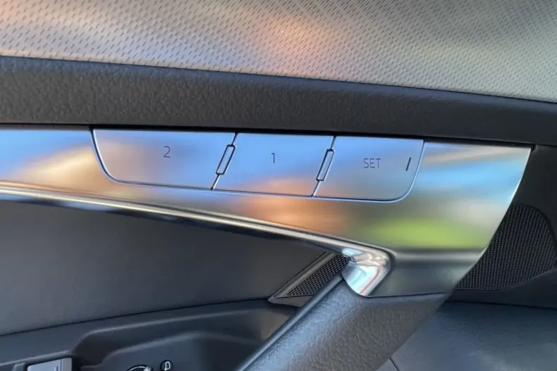 Audi A6 din 2024 cu 8.380 km - oferta AUD163779 - foto 20