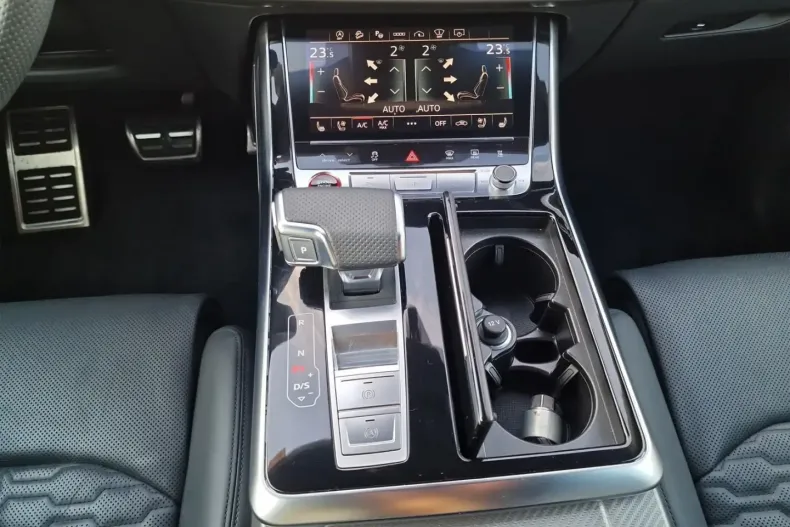 Audi RSQ8 din 2023 cu 14.203 km - oferta AUD163787 - foto 11