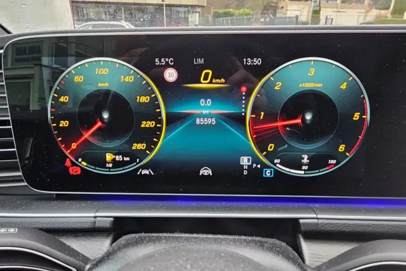 Mercedes-Benz GLE 400 din 2022 cu 85.000 km - oferta MER163788 - foto 8