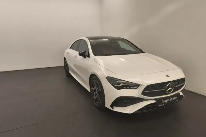 Mercedes-Benz CLA 250 din 2024 cu 25.871 km - oferta MER163808 - foto 1
