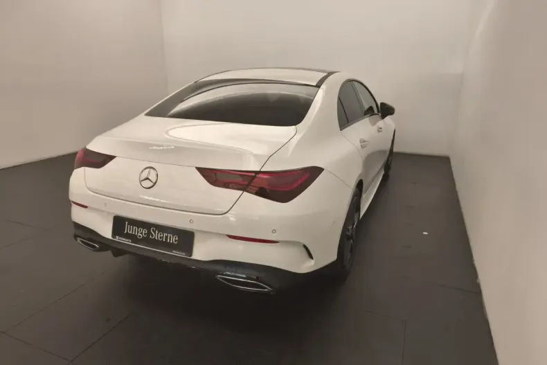 Mercedes-Benz CLA 250 din 2024 cu 25.871 km - oferta MER163808 - foto 4