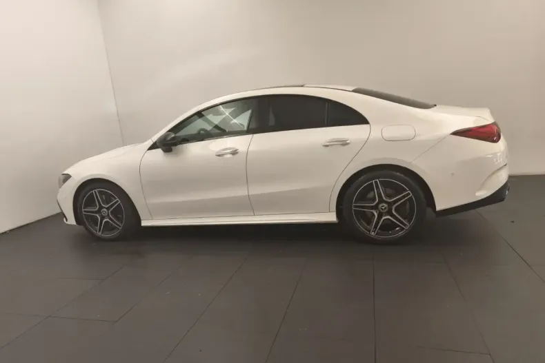 Mercedes-Benz CLA 250 din 2024 cu 25.871 km - oferta MER163808 - foto 7