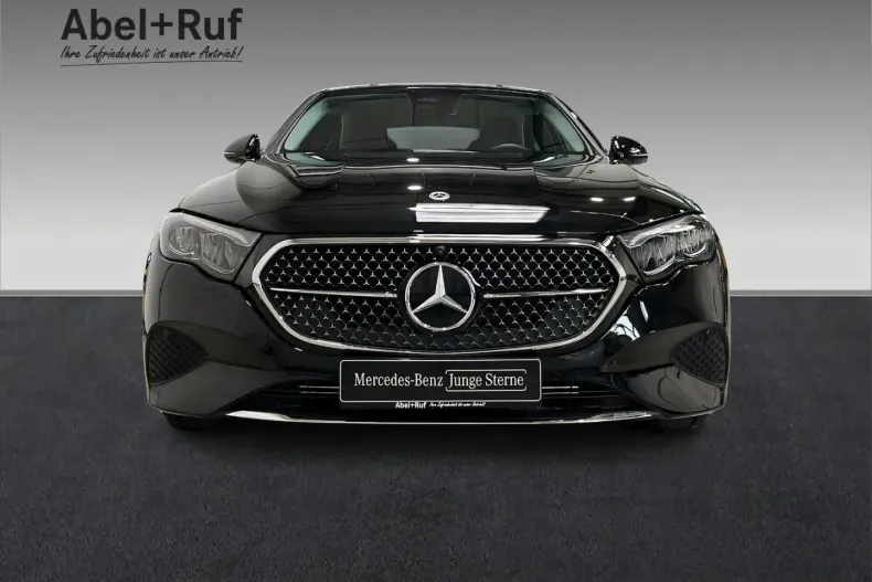 Mercedes-Benz E 450 din 2024 cu 7.376 km - oferta MER163813 - foto 3