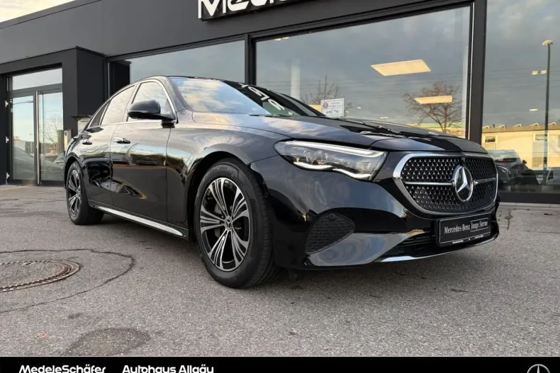 Mercedes-Benz E 450 din 2025 cu 27.286 km - oferta MER163815 - foto 1