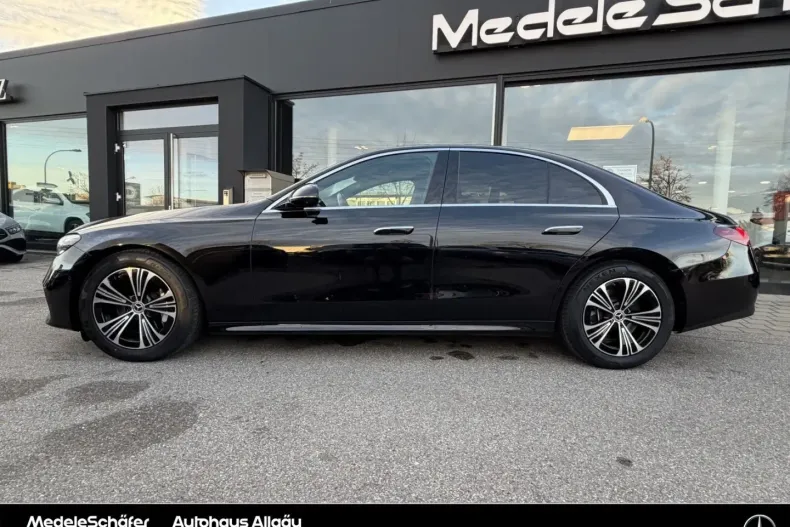 Mercedes-Benz E 450 din 2025 cu 27.286 km - oferta MER163815 - foto 3