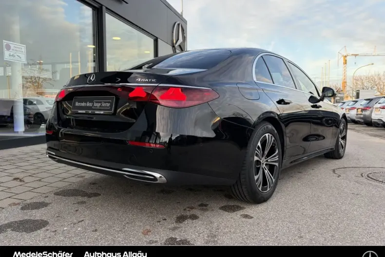 Mercedes-Benz E 450 din 2025 cu 27.286 km - oferta MER163815 - foto 5