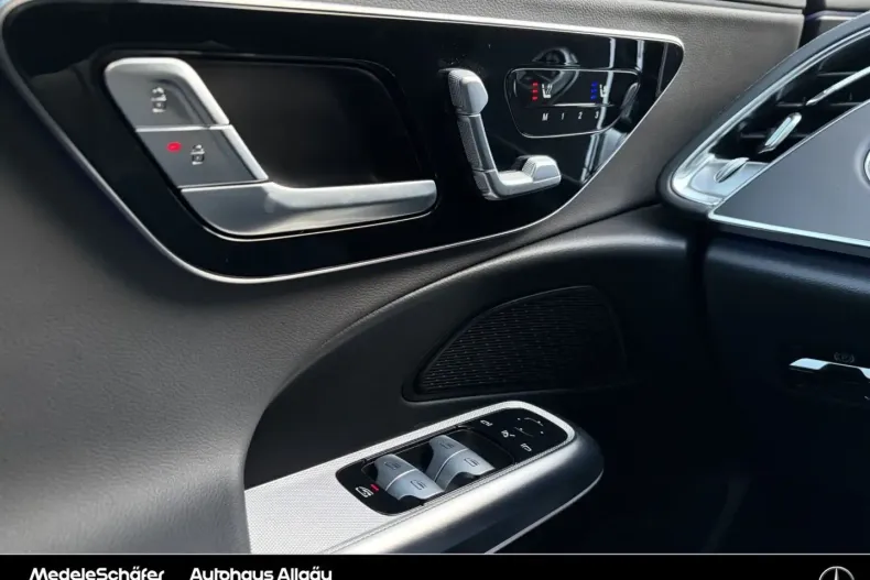 Mercedes-Benz E 450 din 2025 cu 27.286 km - oferta MER163815 - foto 10