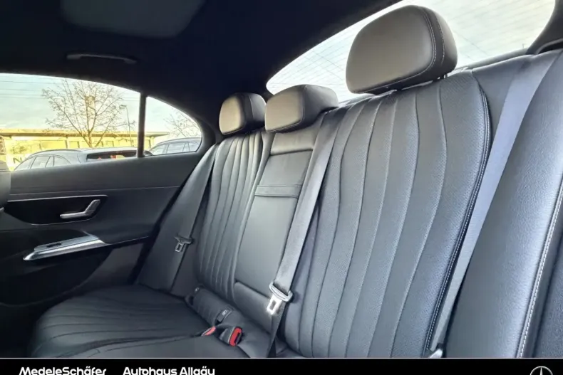 Mercedes-Benz E 450 din 2025 cu 27.286 km - oferta MER163815 - foto 11