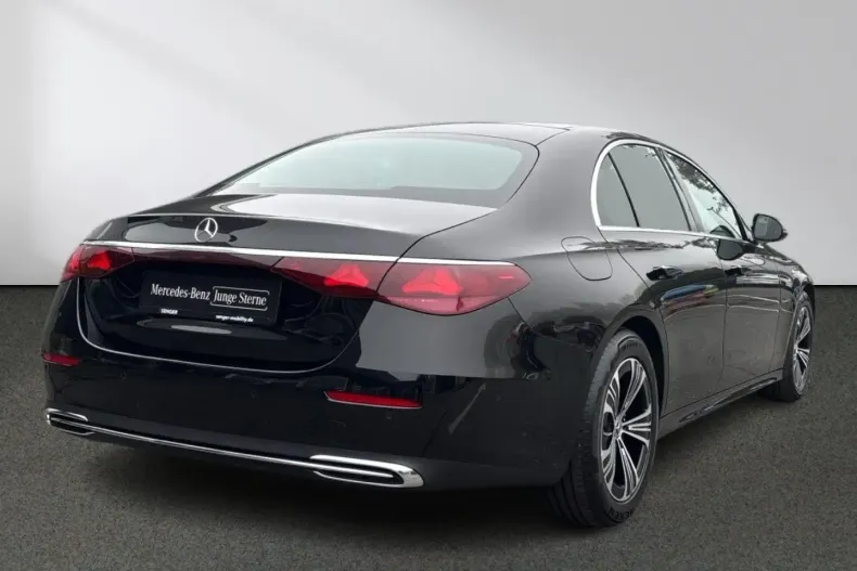 Mercedes-Benz E 220 din 2024 cu 14.708 km - oferta MER163826 - foto 3