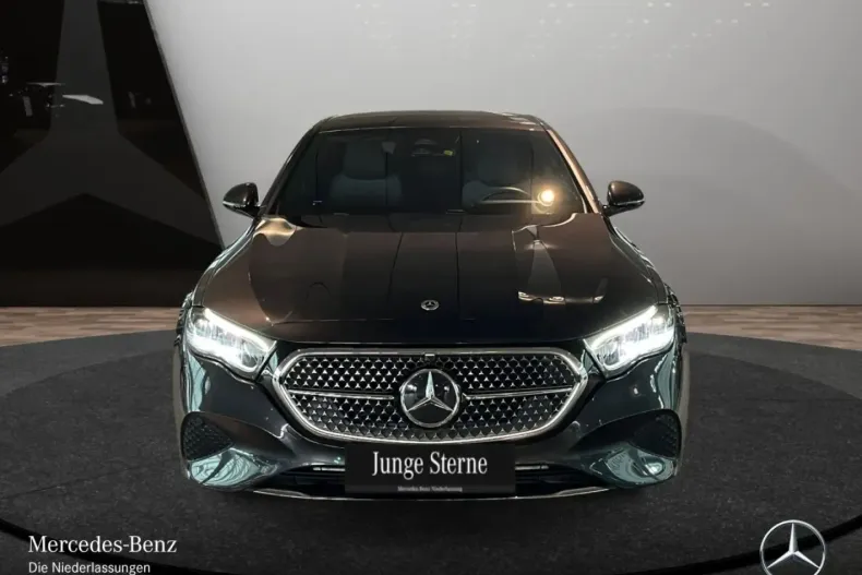 Mercedes-Benz E 300 din 2024 cu 14.934 km - oferta MER163830 - foto 2