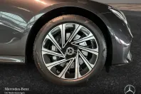 Mercedes-Benz E 300 din 2024 cu 14.934 km - oferta MER163830 - foto 4