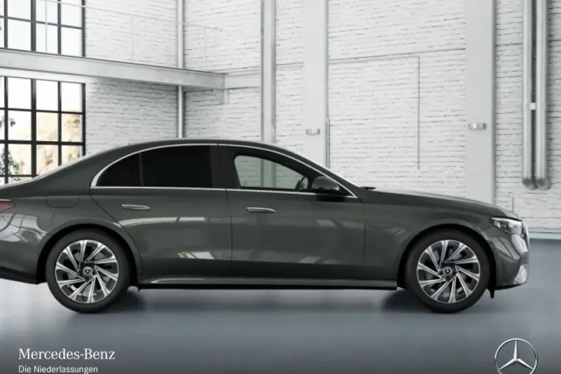 Mercedes-Benz E 300 din 2024 cu 14.934 km - oferta MER163830 - foto 16