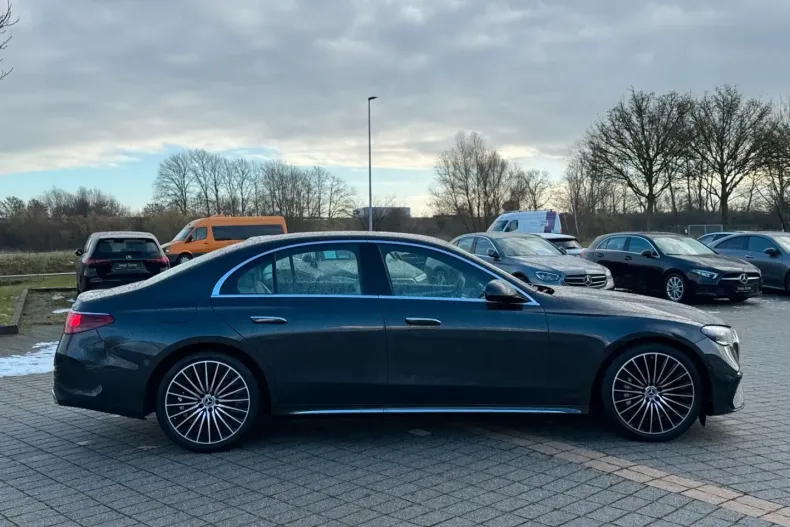 Mercedes-Benz E 450 din 2023 cu 8.882 km - oferta MER163839 - foto 7