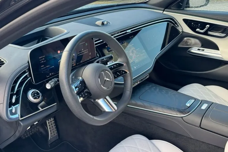 Mercedes-Benz E 450 din 2023 cu 8.882 km - oferta MER163839 - foto 8