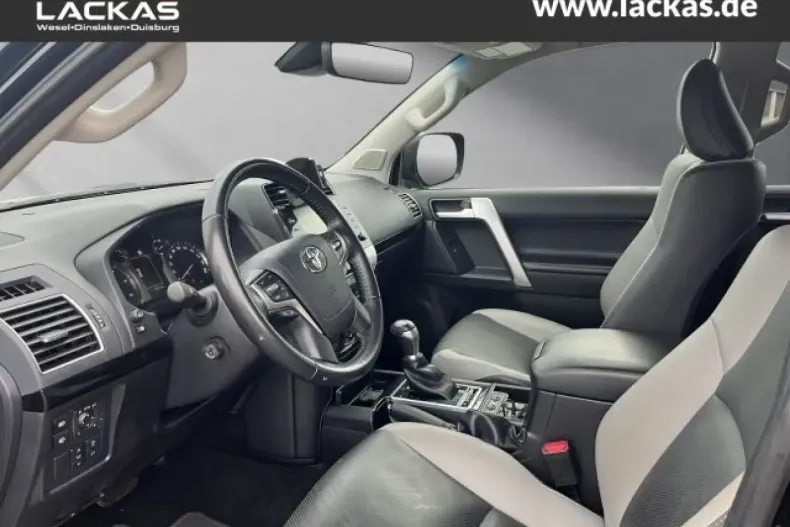 Toyota Land Cruiser din 2024 cu 99.980 km - oferta TOY163840 - foto 9