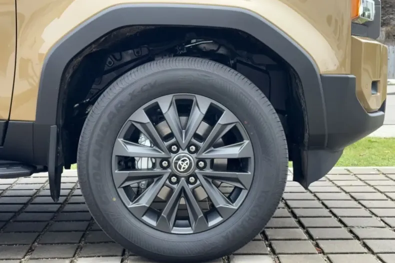 Toyota Land Cruiser din 2024 cu 17.890 km - oferta TOY163842 - foto 20