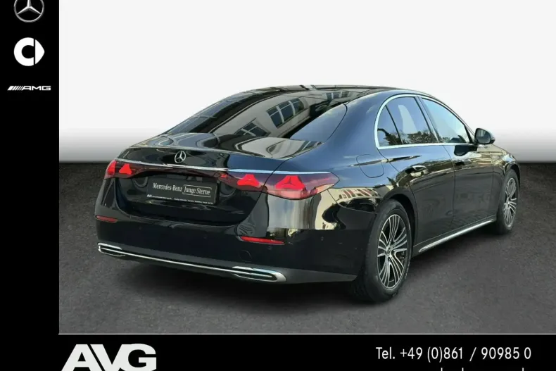 Mercedes-Benz E 220 din 2024 cu 24.797 km - oferta MER163843 - foto 3