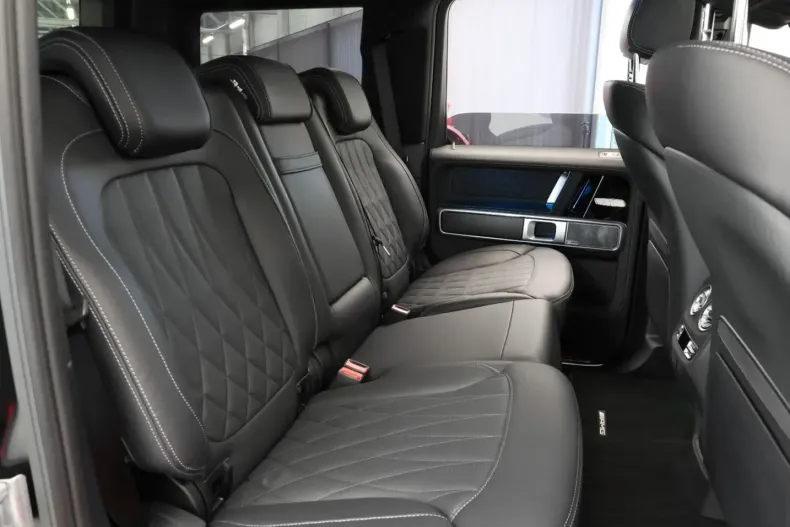 Mercedes-Benz G 63 AMG din 2024 cu 3.700 km - oferta MER163849 - foto 13