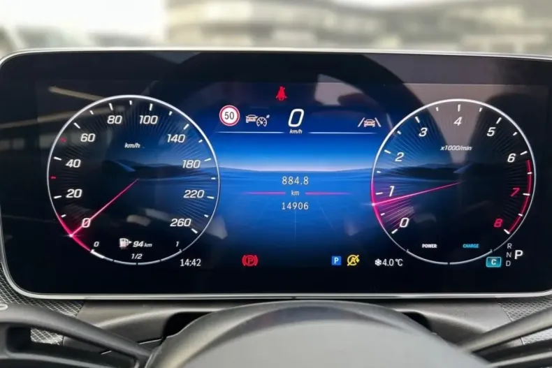 Mercedes-Benz CLE 200 din 2024 cu 14.900 km - oferta MER163859 - foto 12