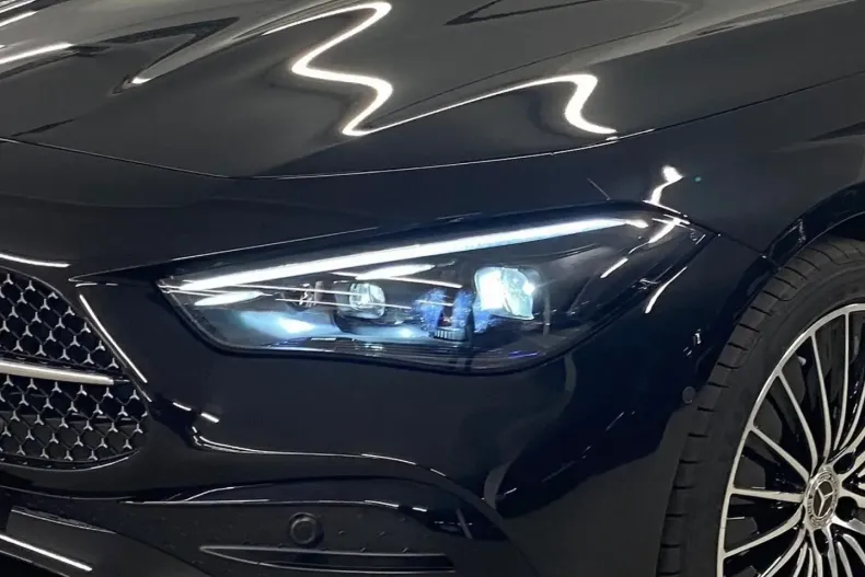 Mercedes-Benz CLE 200 din 2024 cu 5.792 km - oferta MER163864 - foto 4