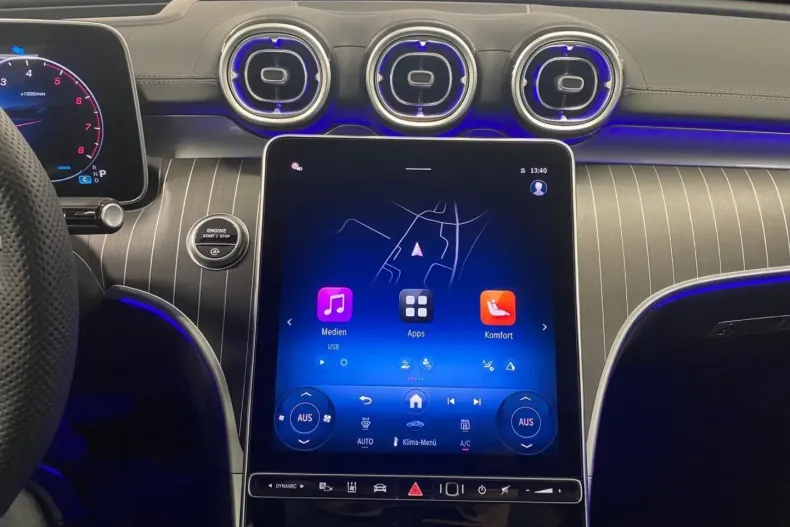 Mercedes-Benz CLE 200 din 2024 cu 5.792 km - oferta MER163864 - foto 8