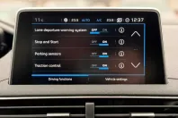 Peugeot 3008 din 2019 cu 160.000 km - oferta PEU163879 - foto 27