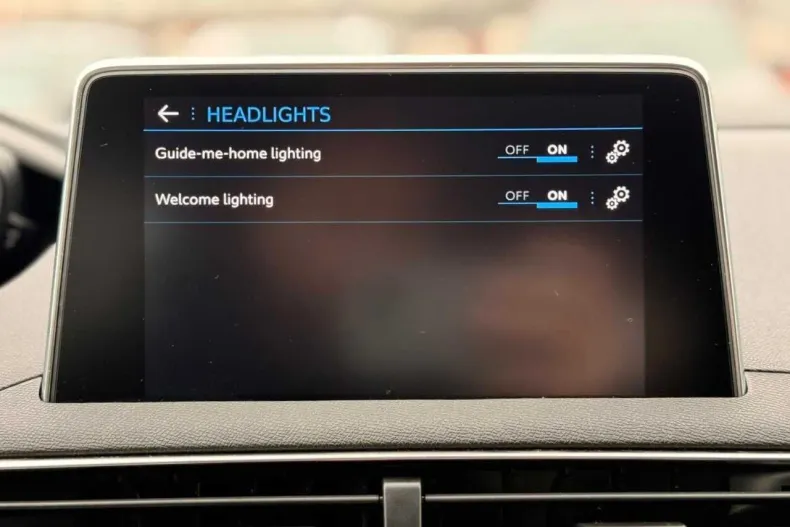 Peugeot 3008 din 2019 cu 160.000 km - oferta PEU163879 - foto 30