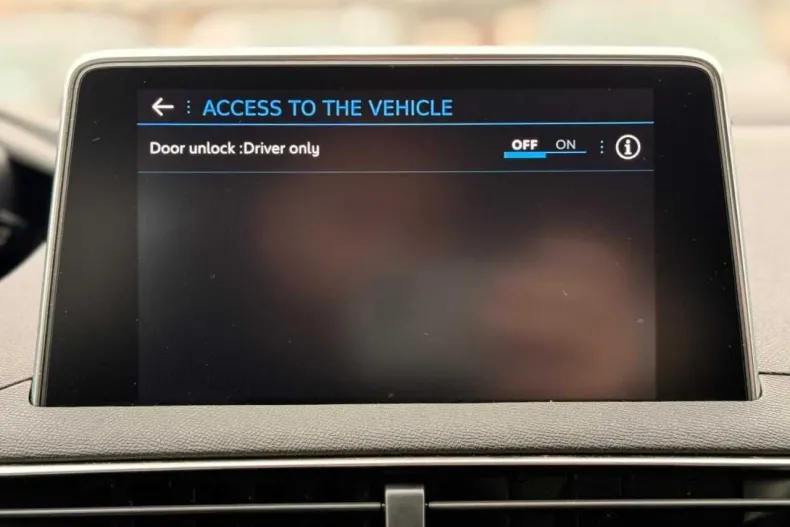 Peugeot 3008 din 2019 cu 160.000 km - oferta PEU163879 - foto 32