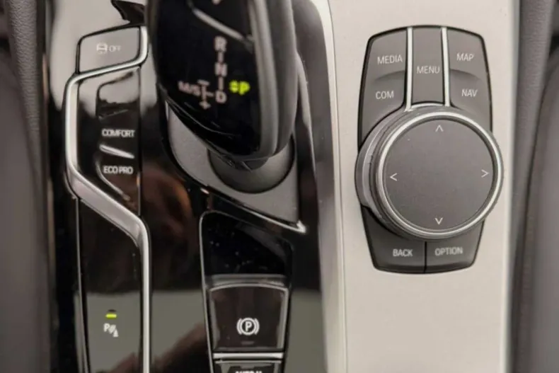 BMW Seria 5 din 2021 cu 141.000 km - oferta BMW163880 - foto 27