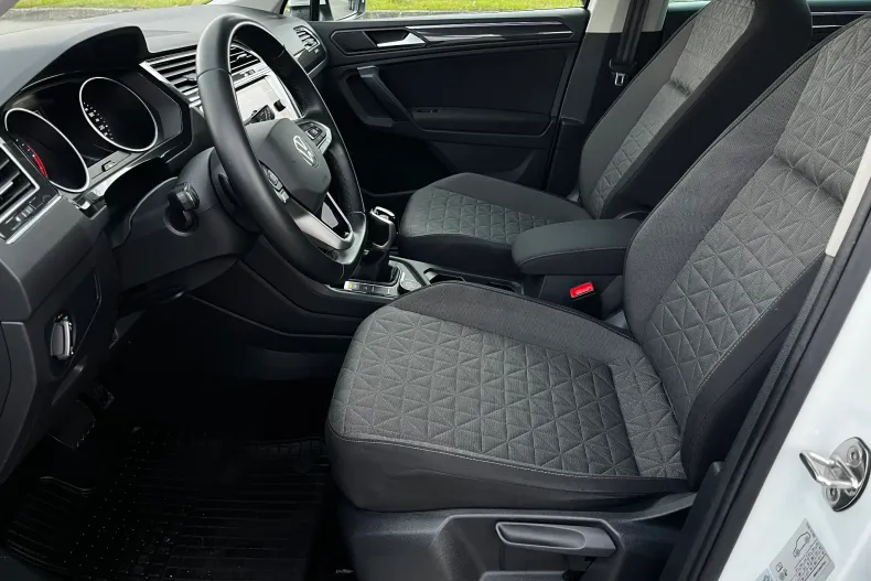 Volkswagen Tiguan din 2023 cu 105.426 km - oferta VOL163895 - foto 10