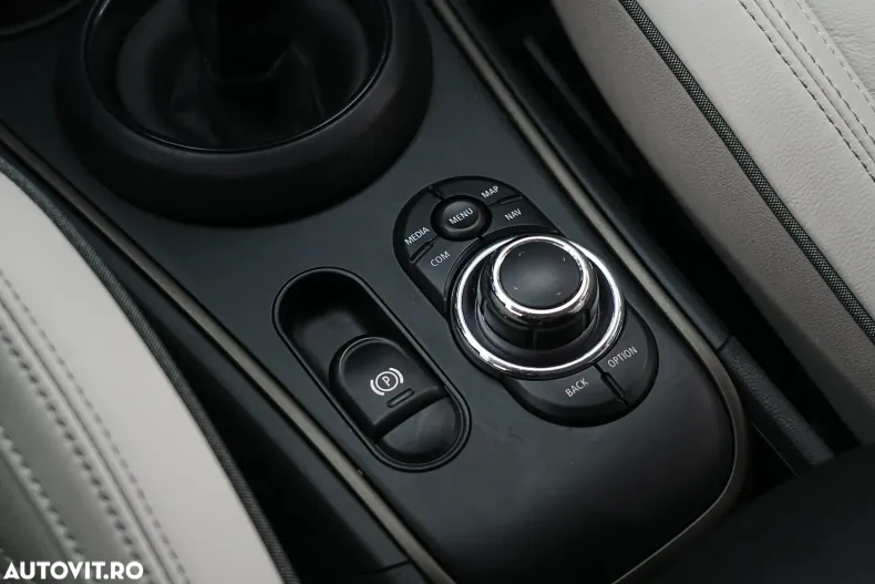 MINI Countryman din 2023 cu 76.000 km - oferta MIN163899 - foto 37