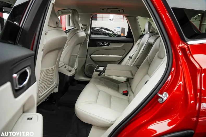 Volvo XC60 din 2023 cu 125.000 km - oferta VOL163900 - foto 6
