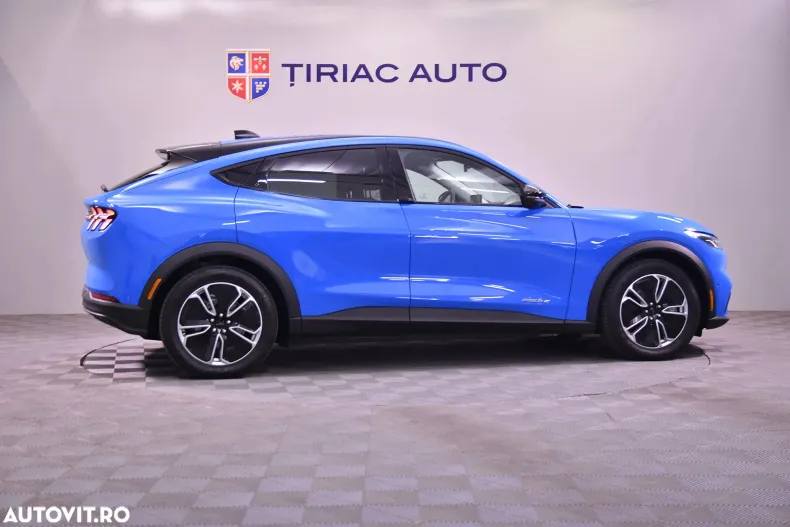 Ford Mustang Mach-E din 2025 cu 3.400 km - oferta FOR163904 - foto 6