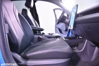 Ford Mustang Mach-E din 2025 cu 3.400 km - oferta FOR163904 - foto 11