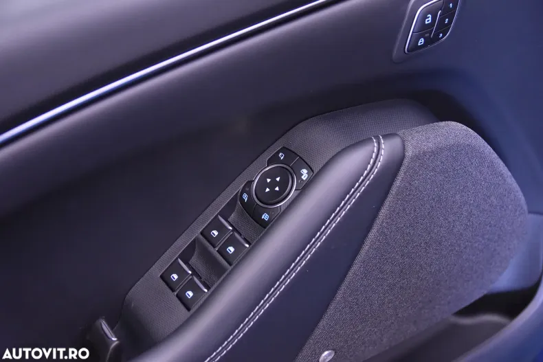 Ford Mustang Mach-E din 2025 cu 3.400 km - oferta FOR163904 - foto 14