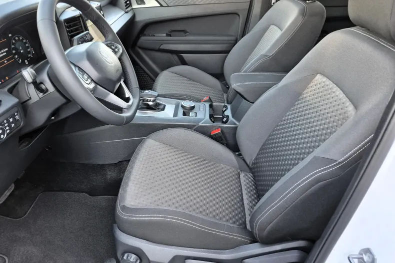 Volkswagen Amarok din 2025 cu 20 km - oferta VOL163905 - foto 5