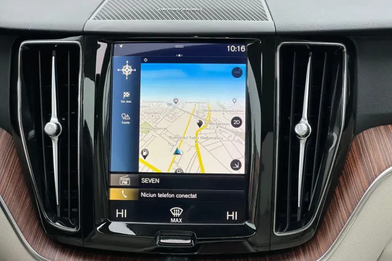 Volvo XC60 din 2020 cu 71.368 km - oferta VOL163907 - foto 18