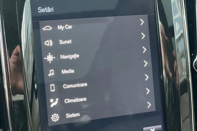 Volvo XC60 din 2020 cu 71.368 km - oferta VOL163907 - foto 31