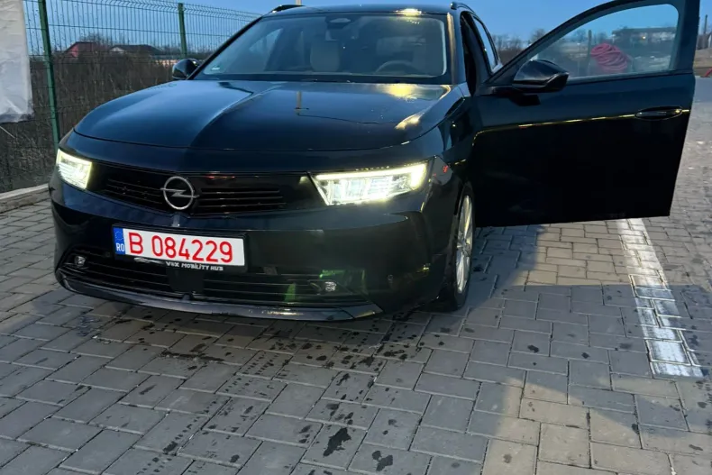 Opel Astra din 2024 cu 14.800 km - oferta OPE163908 - foto 1