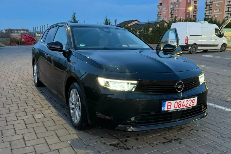 Opel Astra din 2024 cu 14.800 km - oferta OPE163908 - foto 3